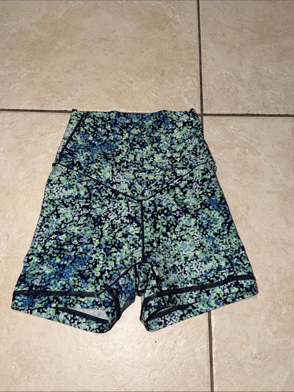 Offline by Aerie Real Me Shortie Hi-Rise 3" Inseam